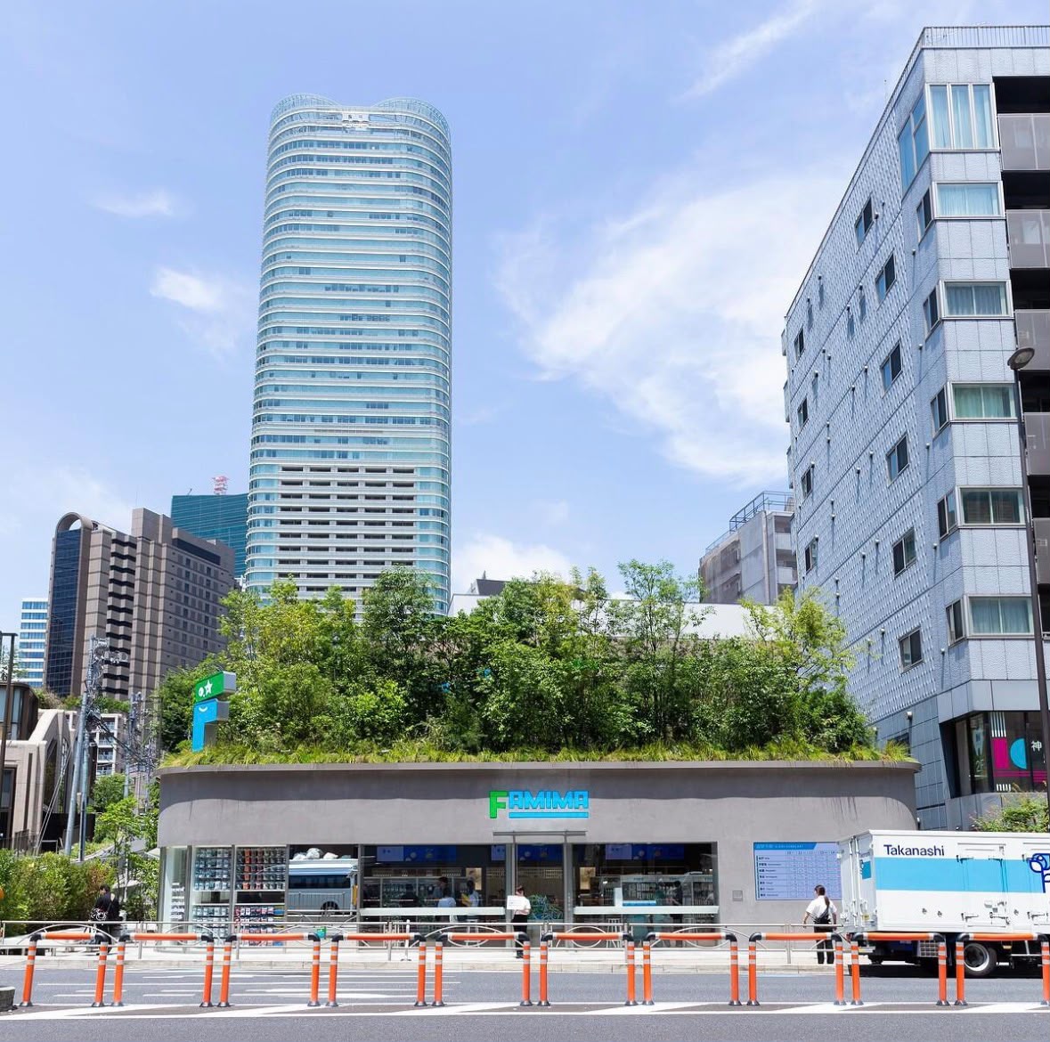 FAMIMA PARK AZABUDAI Resmi Dibuka: Bukan Sekedar Convenience Store, Tapi Destinasi Baru yang Wajib Dikunjungi di Tokyo
